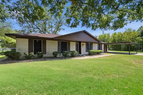 16111 Clarence St, Needville, TX 77461