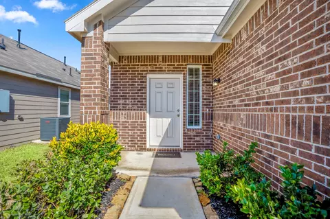 Other - 2816 Madison Dr, Conroe, TX 77304 photo 1 of 10