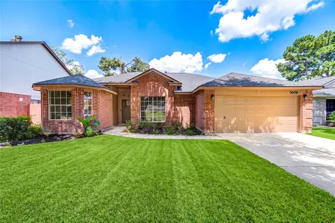 3606 Woodcreek Glen Ln, Houston, TX 77073