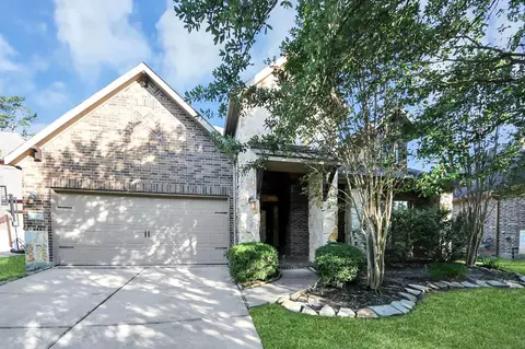 143 W Wading Pond Cir, Tomball, TX 77375