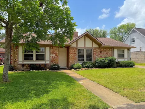 11430 Sagemorgan Dr, Houston, TX 77089