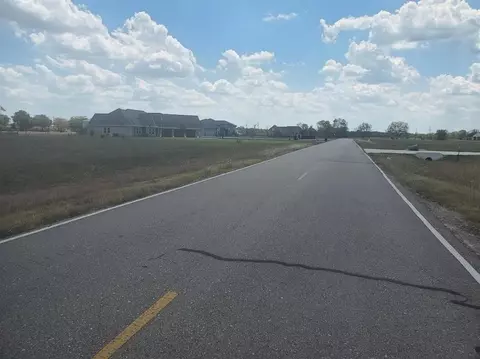 22811 Chenango Lake Dr, Angleton, TX 77515 photo 1