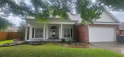 12315 E River Run East Dr, Mont Belvieu, TX 77523