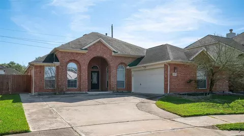7007 Sierra Night Dr, Richmond, TX 77407