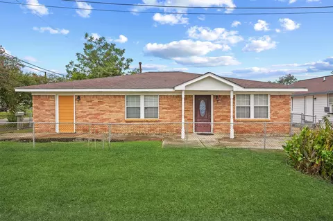 4515 Salina St, Houston, TX 77026