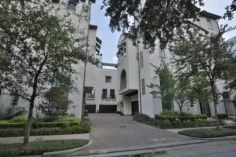 2413 Rosamond St #A, Houston, TX 77098