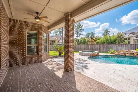 Exterior - 27 Hedgedale Way, Spring, TX 77389 photo 7 of 9