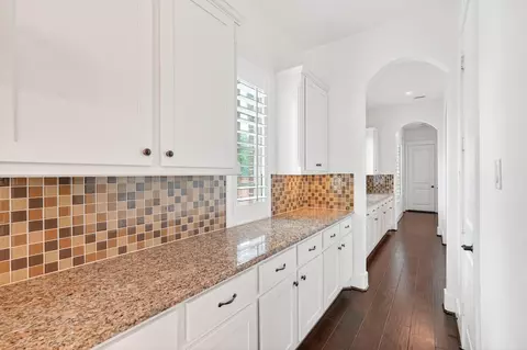 Entry Way - 27 Hedgedale Way, Spring, TX 77389 photo 3 of 5