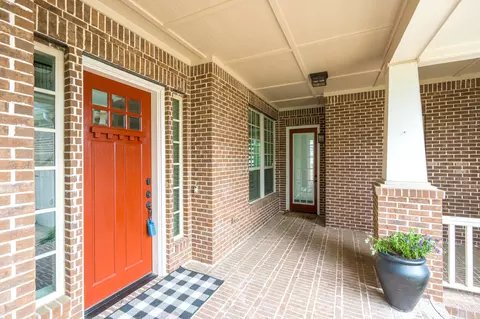 Exterior - 27 Hedgedale Way, Spring, TX 77389 photo 5 of 9