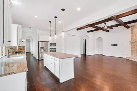 Living - 27 Hedgedale Way, Spring, TX 77389 photo 4 of 4