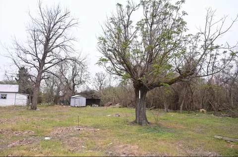 438 Low Wood Rd, Somerville, TX 77879