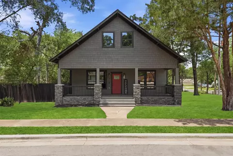 915 N Roberson St, Conroe, TX 77301