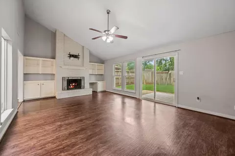 5123 Crystal Bay Dr, Houston, TX 77084