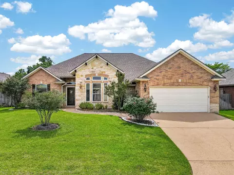 4424 Spring Branch Dr, College Station, TX 77845