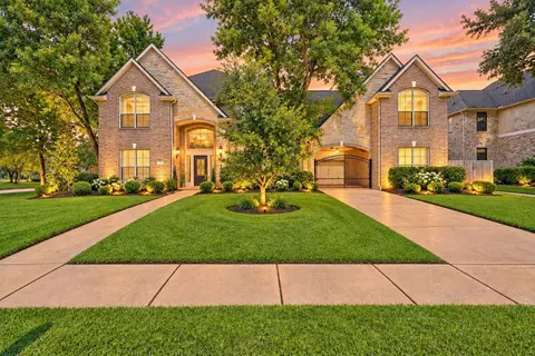 13726 Magnolia Manor Dr, Cypress, TX 77429