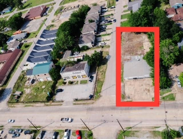 3577 Yellowstone Blvd