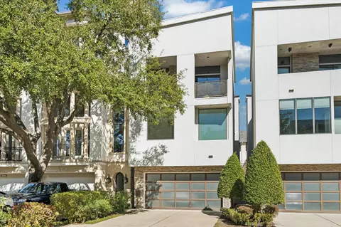 6504 Rodrigo St #B, Houston, TX 77007