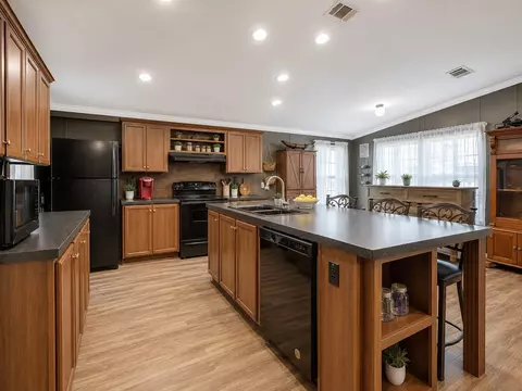 Kitchen - 412 Ridge Trl, Trinity, TX 75862 photo 3 of 3