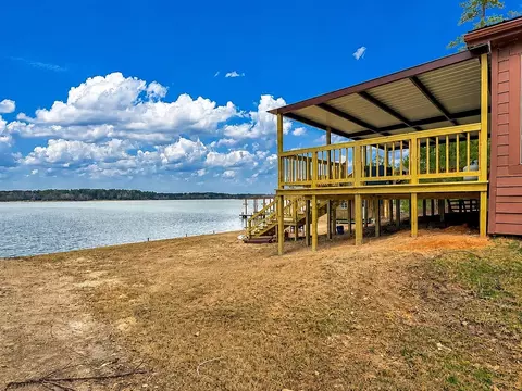 Exterior - 412 Ridge Trl, Trinity, TX 75862 photo 4 of 5