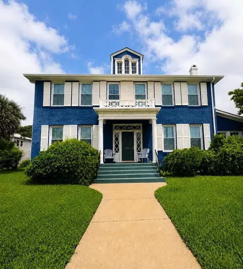 4602 Sherman Blvd, Galveston, TX 77551