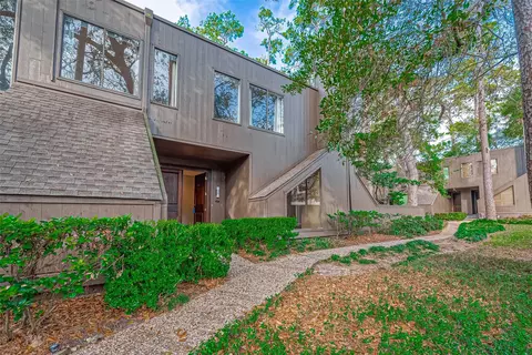 316 Litchfield Ln, Houston, TX 77024