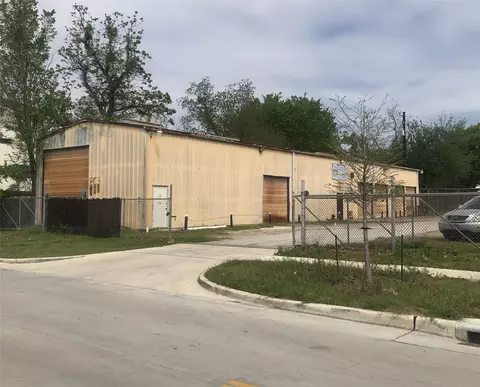 1701 N Durham Dr, Houston, TX 77008