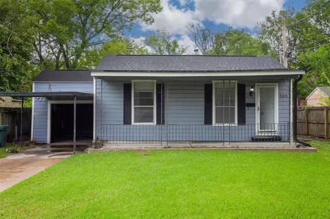 565 25th St, Beaumont, TX 77706