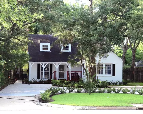 4912 Bellaire Blvd, Bellaire, TX 77401