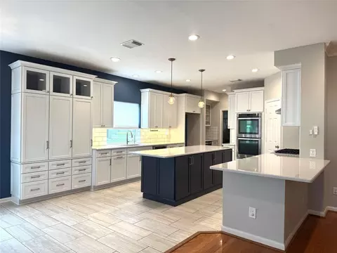 19 Oakmere Pl, Sugar Land, TX 77479