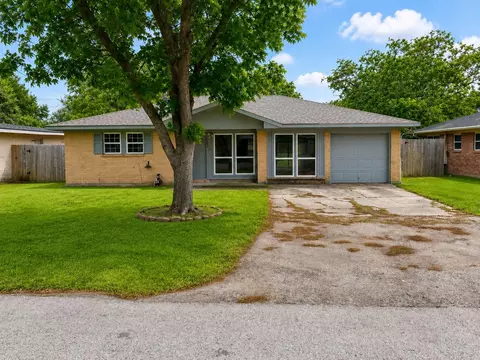 505 Moody Ave, League City, TX 77573