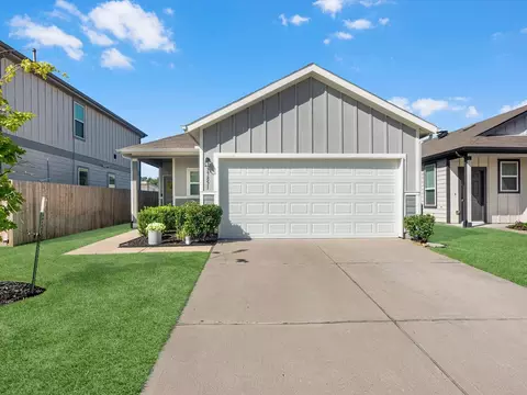 17851 Plow Horse Ln, Hockley, TX 77447