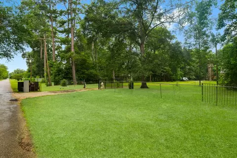 27231 Long St, Splendora, TX 77372 photo 1