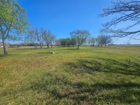 4121 N Sh 60 Hwy, East Bernard, TX 77435