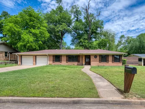 623 Beechwood Dr, Tyler, TX 75701