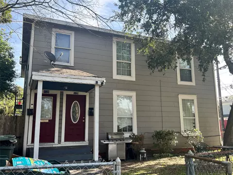1124 47th St, Galveston, TX 77551