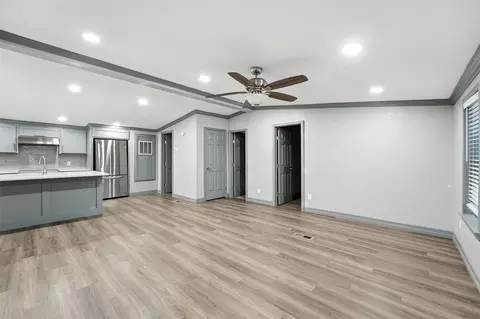 Living - 110 Robin St, Shepherd, TX 77371 photo 4 of 4