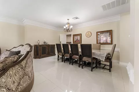 Dining - 17206 Klee Cir, Spring, TX 77379 photo 2 of 3