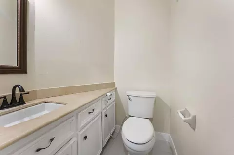 Bath - 17206 Klee Cir, Spring, TX 77379 photo 1 of 7