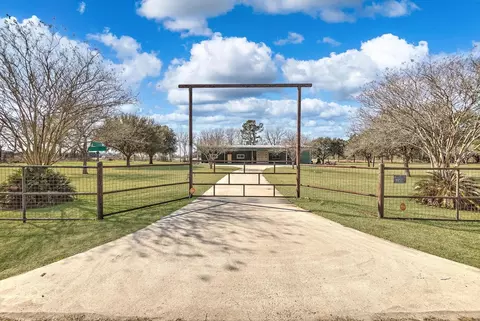1399 County Road 611, Dayton, TX 77535
