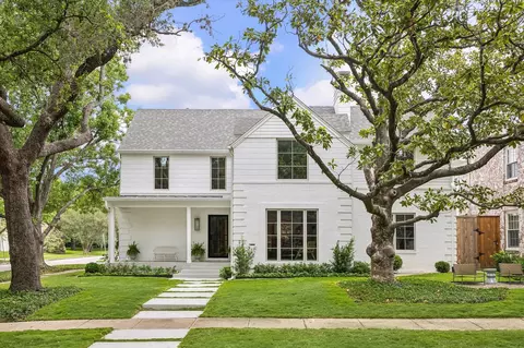 2056 Swift Blvd, Houston, TX 77030