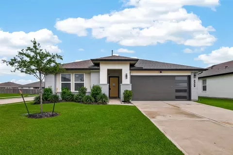 707 Silver Kettle Dr, Rosharon, TX 77583