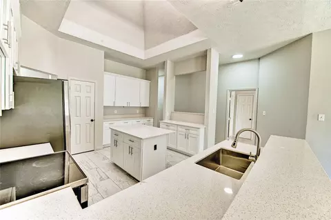 Kitchen - 18902 Tranquility Dr, Humble, TX 77346 photo 3 of 4