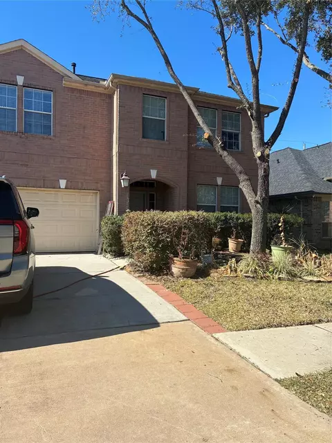 10319 Cascade Hills Dr, Houston, TX 77064