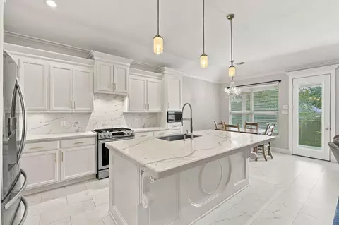 Kitchen - 1706 Elmside Ct, Conroe, TX 77301 photo 1 of 5