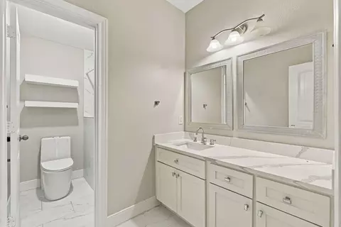 Bath - 1706 Elmside Ct, Conroe, TX 77301 photo 2 of 2