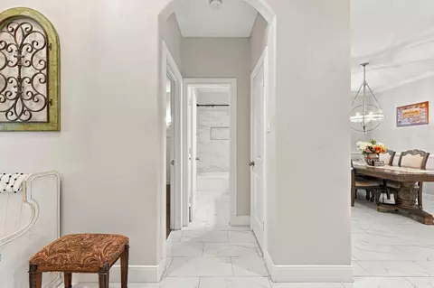 Entry Way - 1706 Elmside Ct, Conroe, TX 77301 photo 3 of 4
