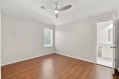 Bedroom - 1706 Elmside Ct, Conroe, TX 77301 photo 6 of 7