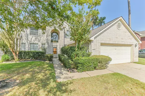 9206 Memorial Hills Dr, Spring, TX 77379