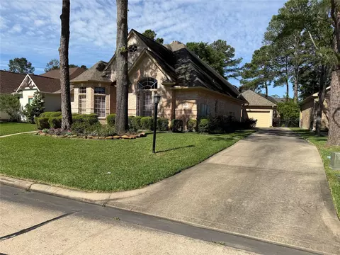 10 Cordova Ct, Montgomery, TX 77356