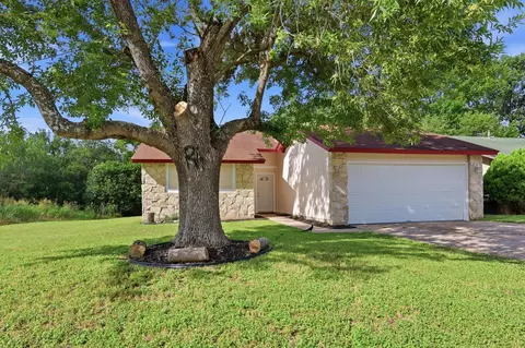 7111 Astro View Dr, Austin, TX 78724
